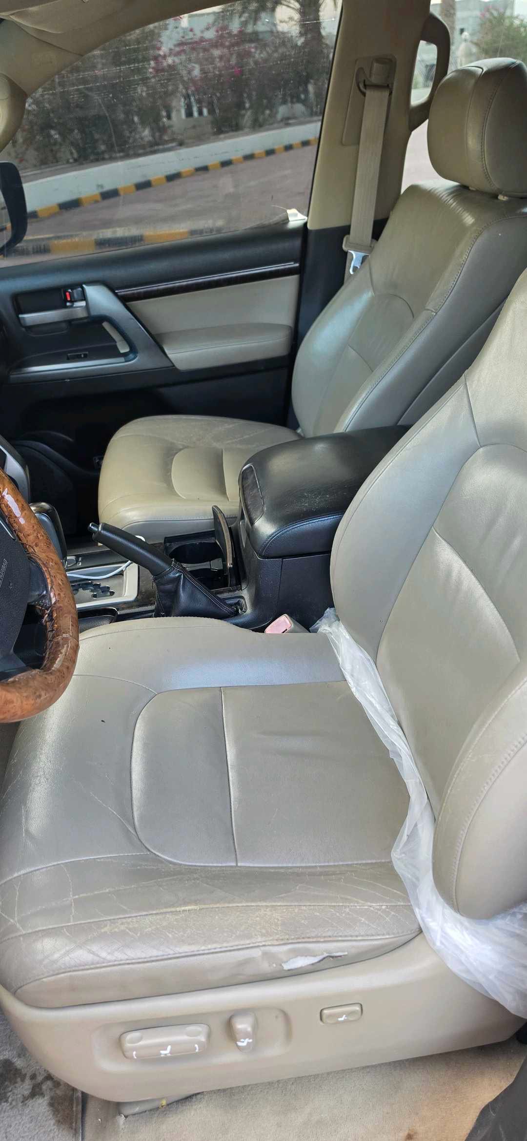 Car Image 2009 TOYOTA LAND CRUISER VX.R