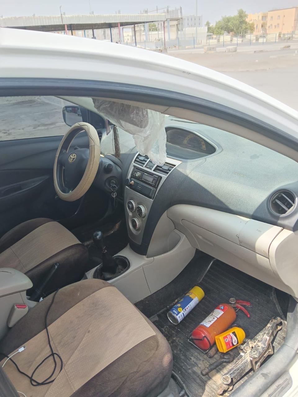 Car Image 2007 TOYOTA YARIS 1.3