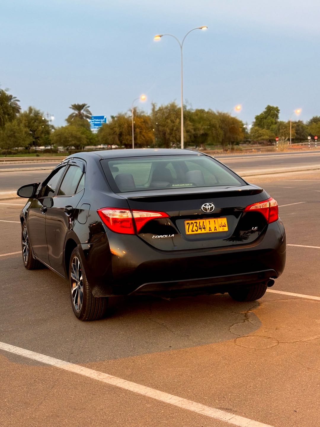 Car Image 2019 TOYOTA COROLLA Limited