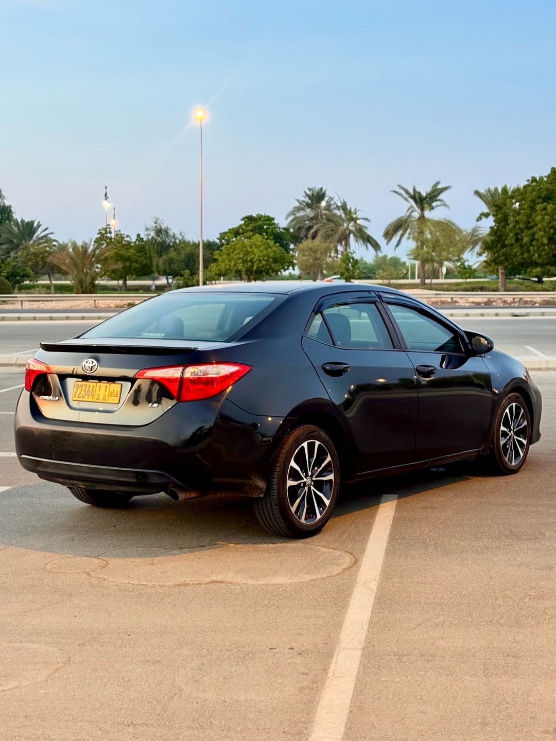 Car Image 2019 TOYOTA COROLLA Limited