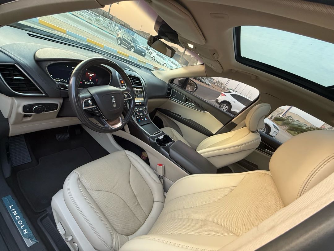Car Image 2019 LINCOLN NAUTILUS 