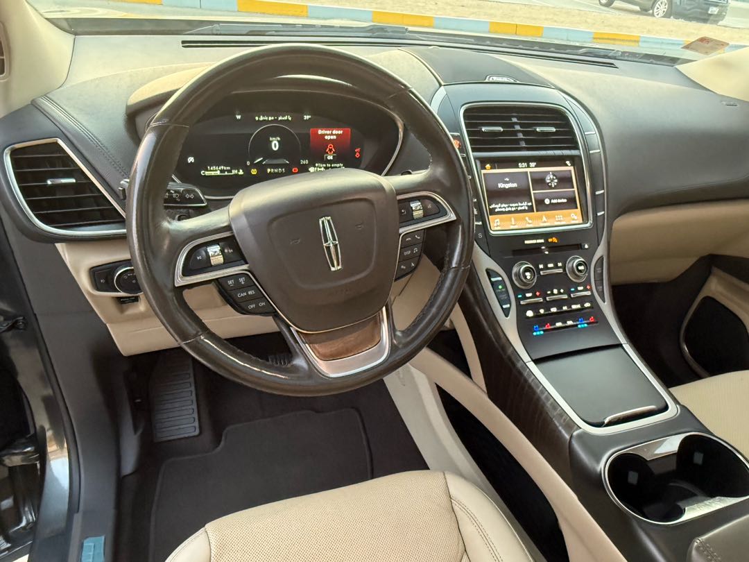 Car Image 2019 LINCOLN NAUTILUS 