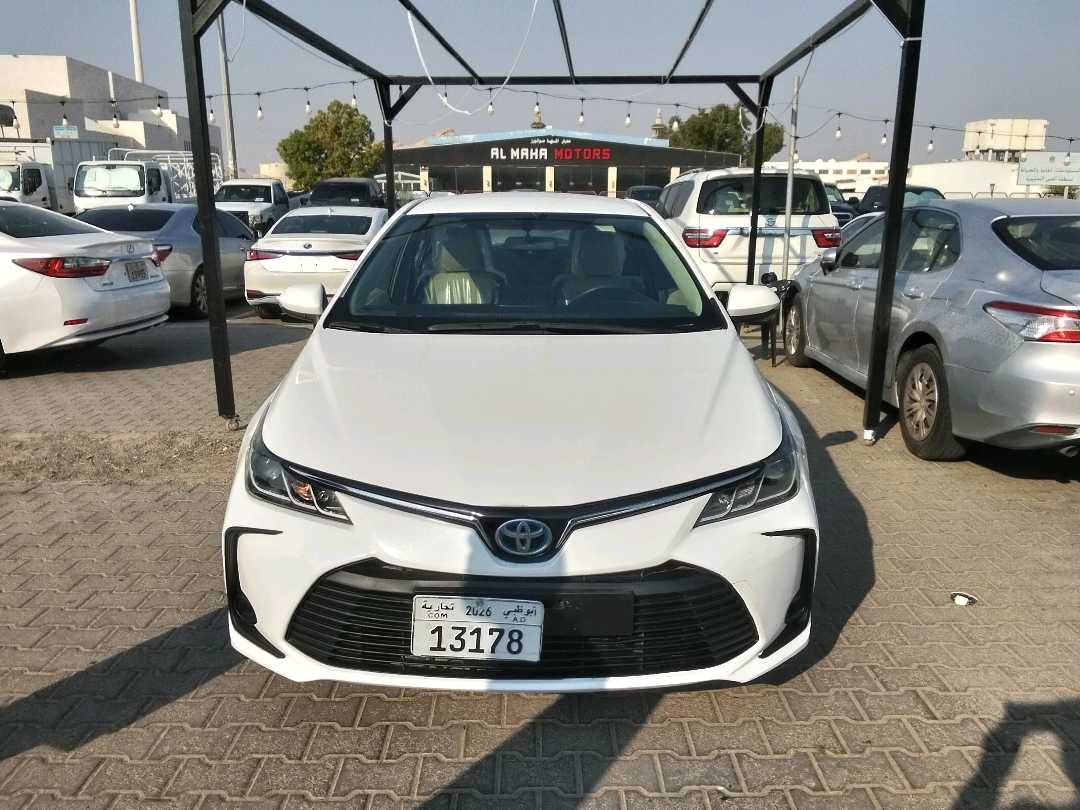 Car Image 2022 TOYOTA COROLLA LE