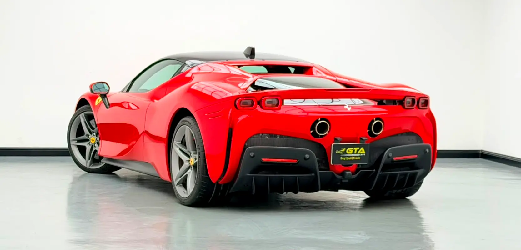 Car Image 2023 FERRARI SF90 
