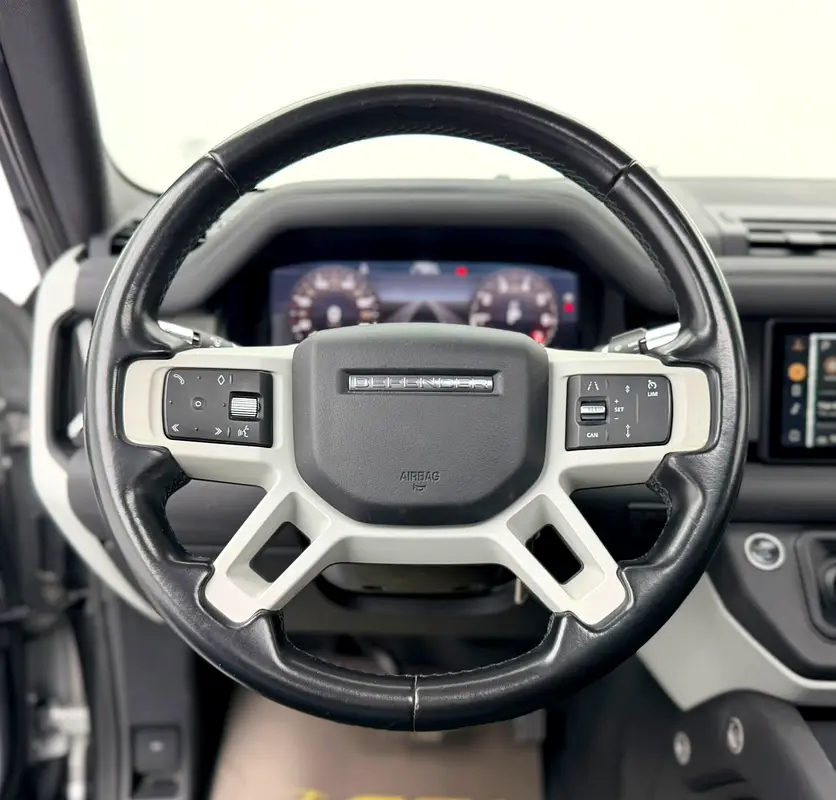 Car Image 2020 LAND ROVER DEFENDER 110 HSE