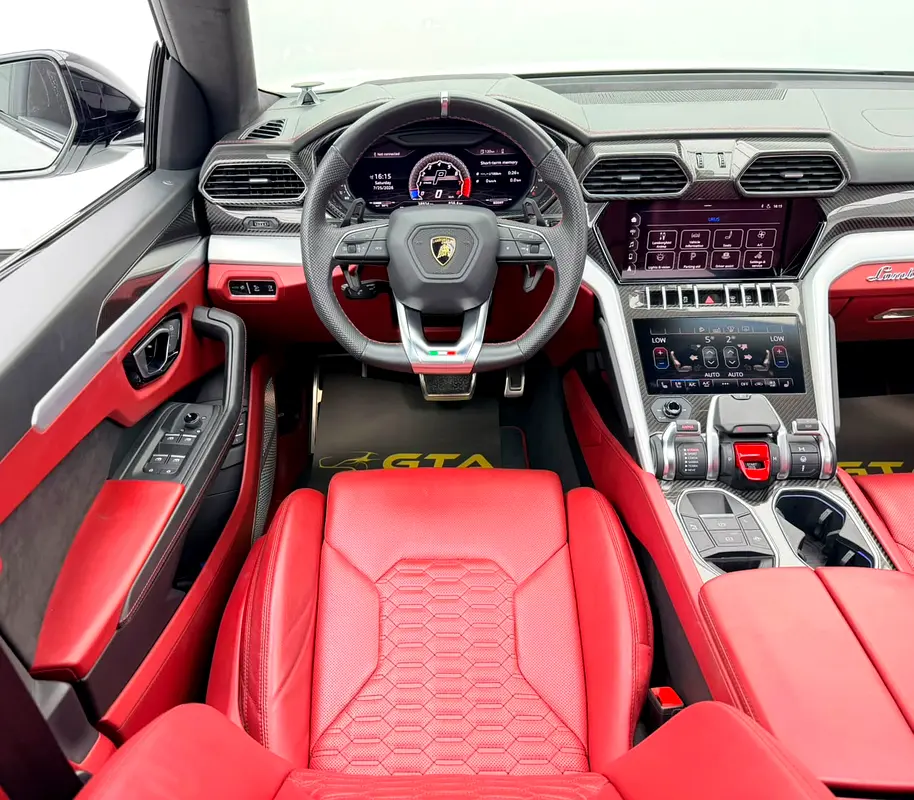 Car Image 2021 LAMBORGHINI URUS 
