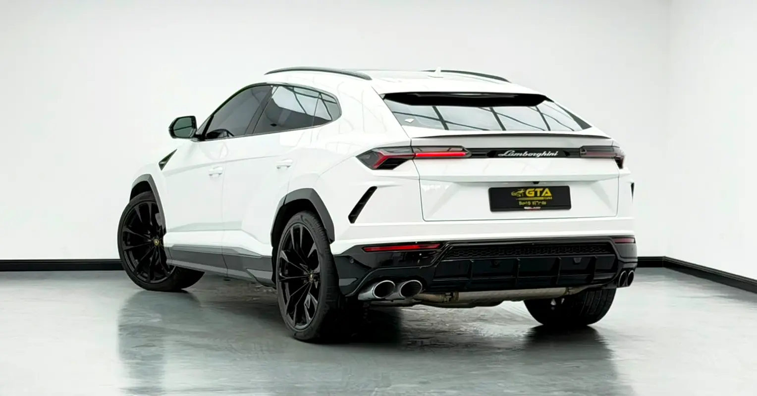 Car Image 2021 LAMBORGHINI URUS 