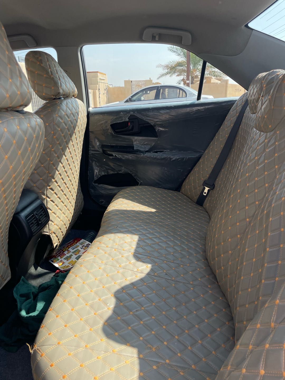 Car Image 2014 TOYOTA CAMRY GL