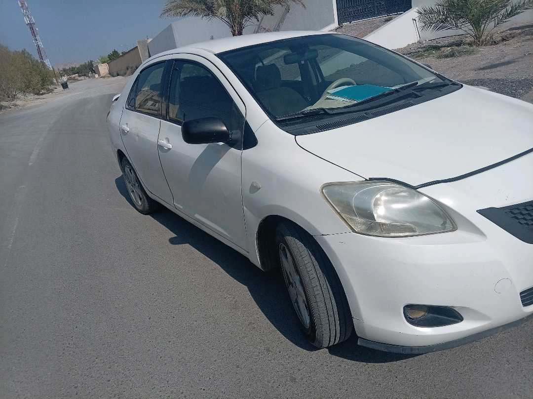 Car Image 2008 TOYOTA YARIS 1.5