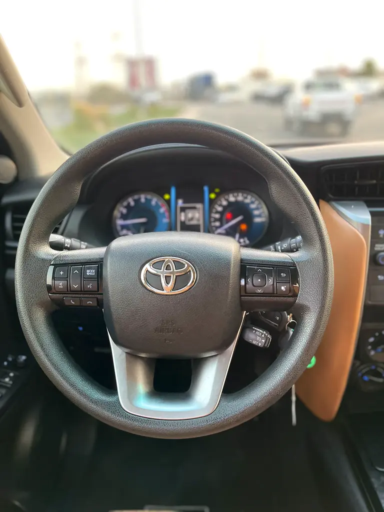 Car Image 2022 TOYOTA FORTUNER EXR