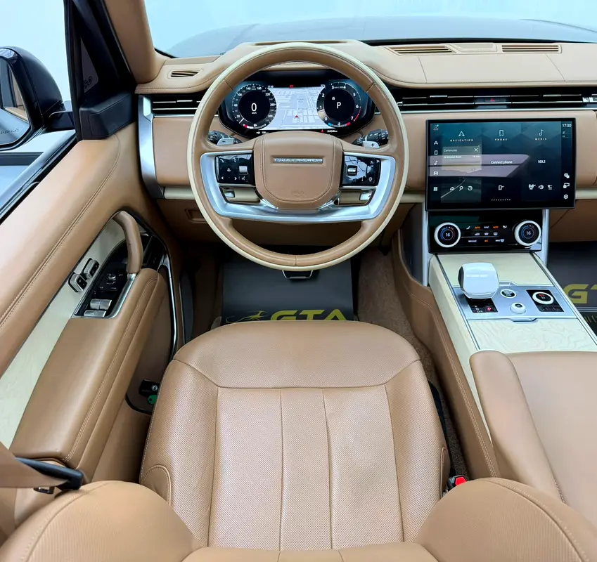 Car Image 2023 LAND ROVER VOGUE SV