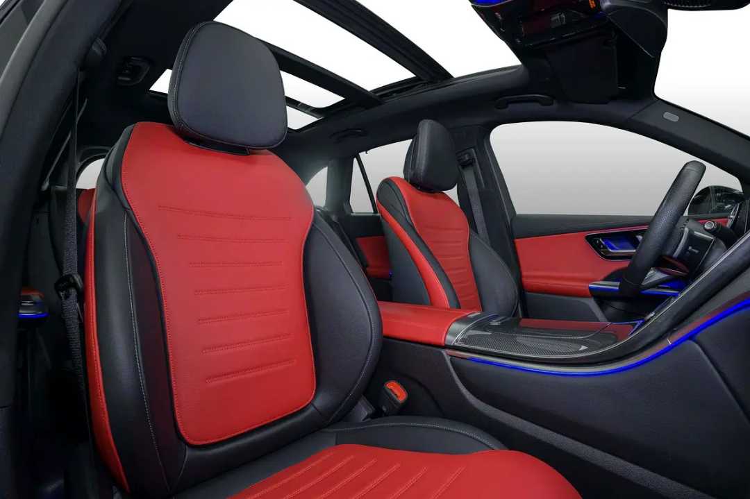 Car Image 2025 MERCEDES GLC CLASS 