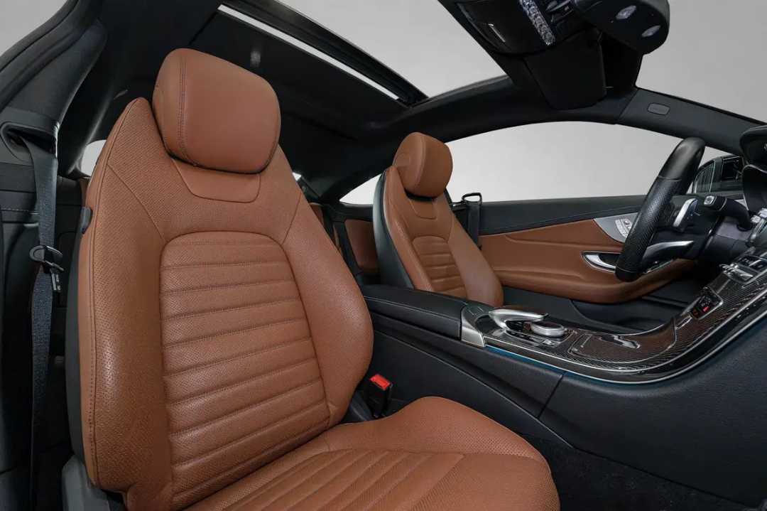 Car Image 2017 MERCEDES C Class 43