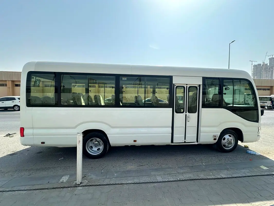 Car Image 2018 TOYOTA COASTER 