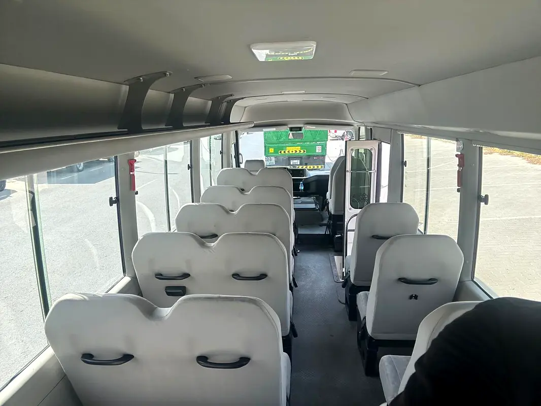 Car Image 2018 TOYOTA COASTER 