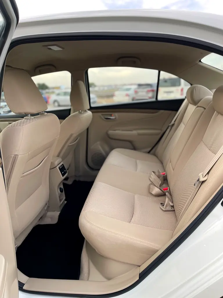 Car Image 2023 SUZUKI CIAZ Delta