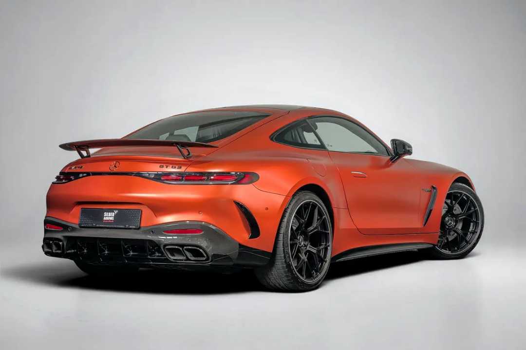 Car Image 2025 MERCEDES GT 63S
