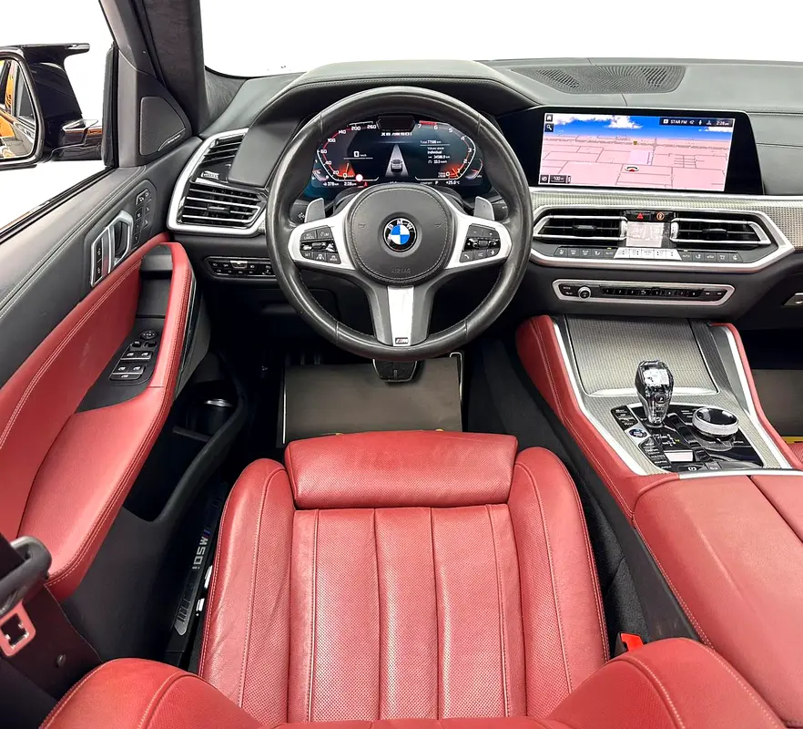 Car Image 2021 BMW X6 M50i xDrive