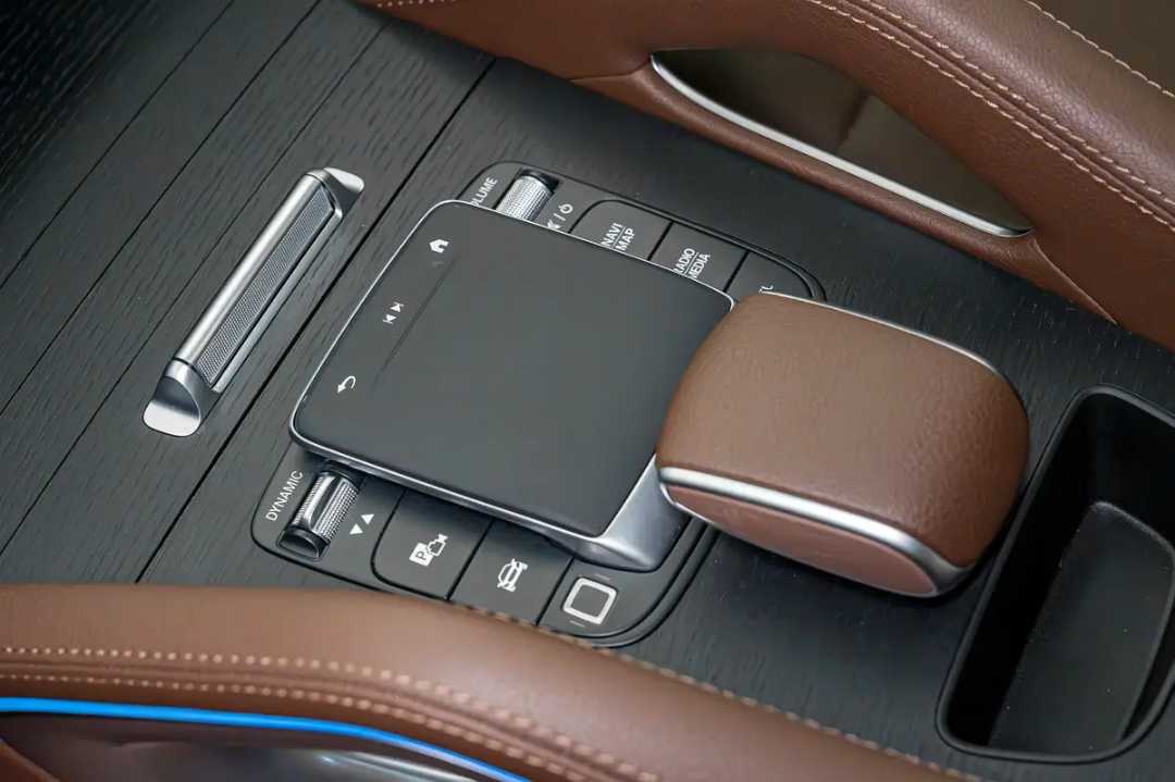 Car Image 2026 MERCEDES GLE CLASS 450