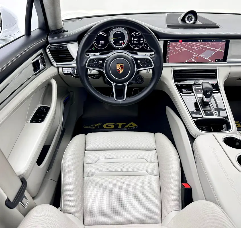 Car Image 2018 PORSCHE PANAMERA 