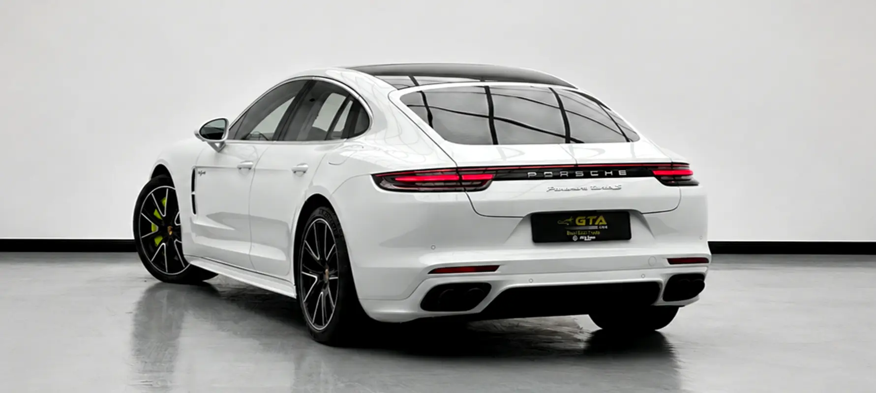 Car Image 2018 PORSCHE PANAMERA 