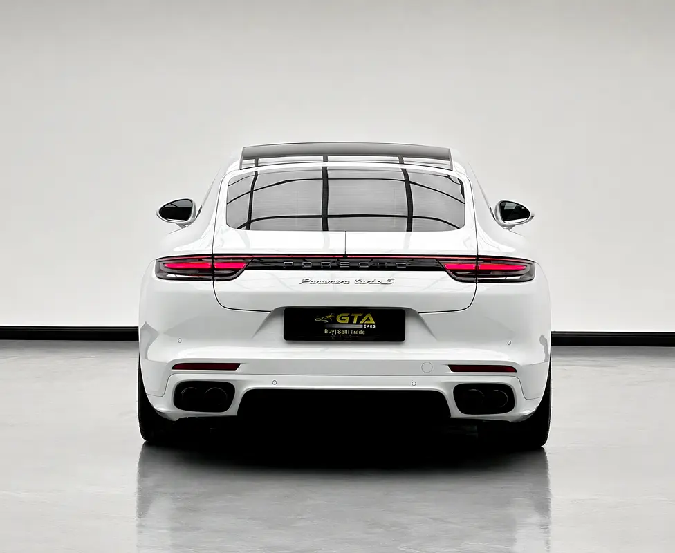 Car Image 2018 PORSCHE PANAMERA 