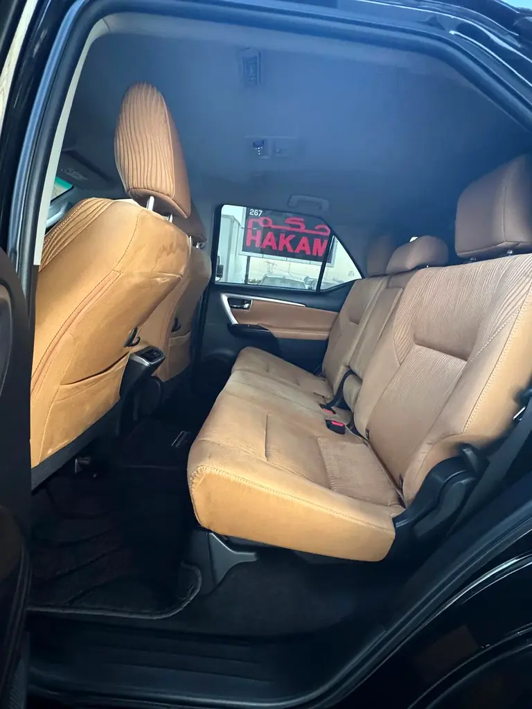 Car Image 2022 TOYOTA FORTUNER GXR