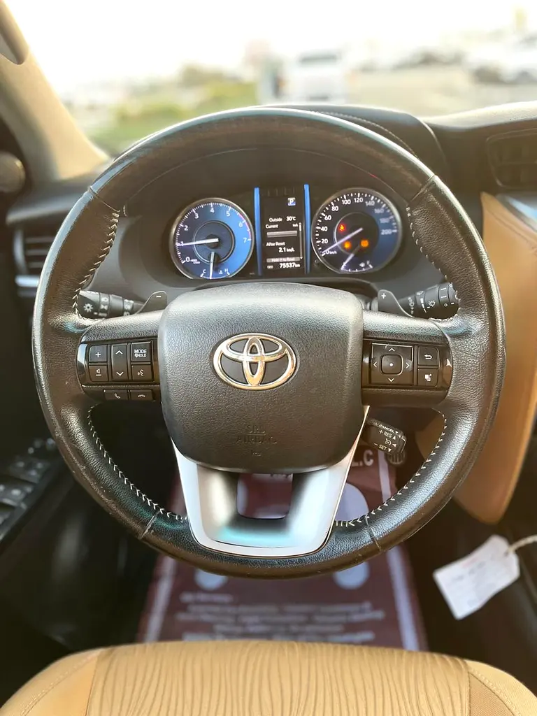Car Image 2022 TOYOTA FORTUNER GXR