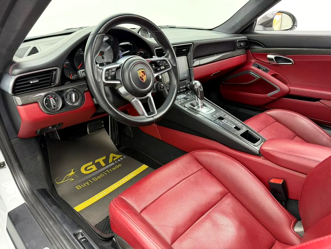Car Image 2017 PORSCHE 911 Carrera S