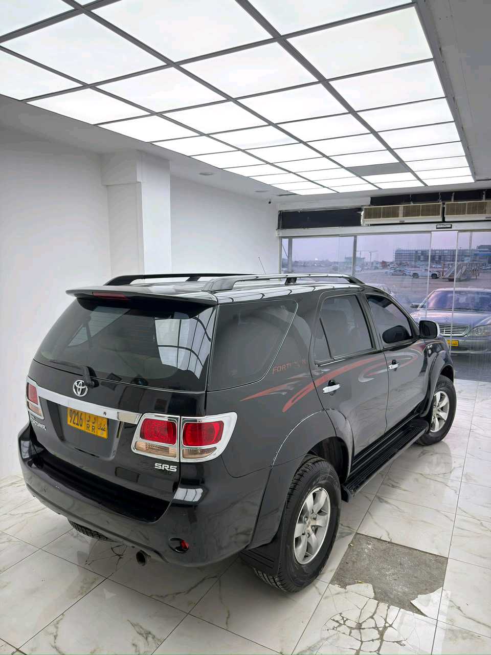 Car Image 2008 TOYOTA FORTUNER SR5