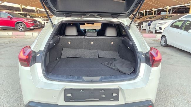 Car Image 2025 LEXUS UX 300