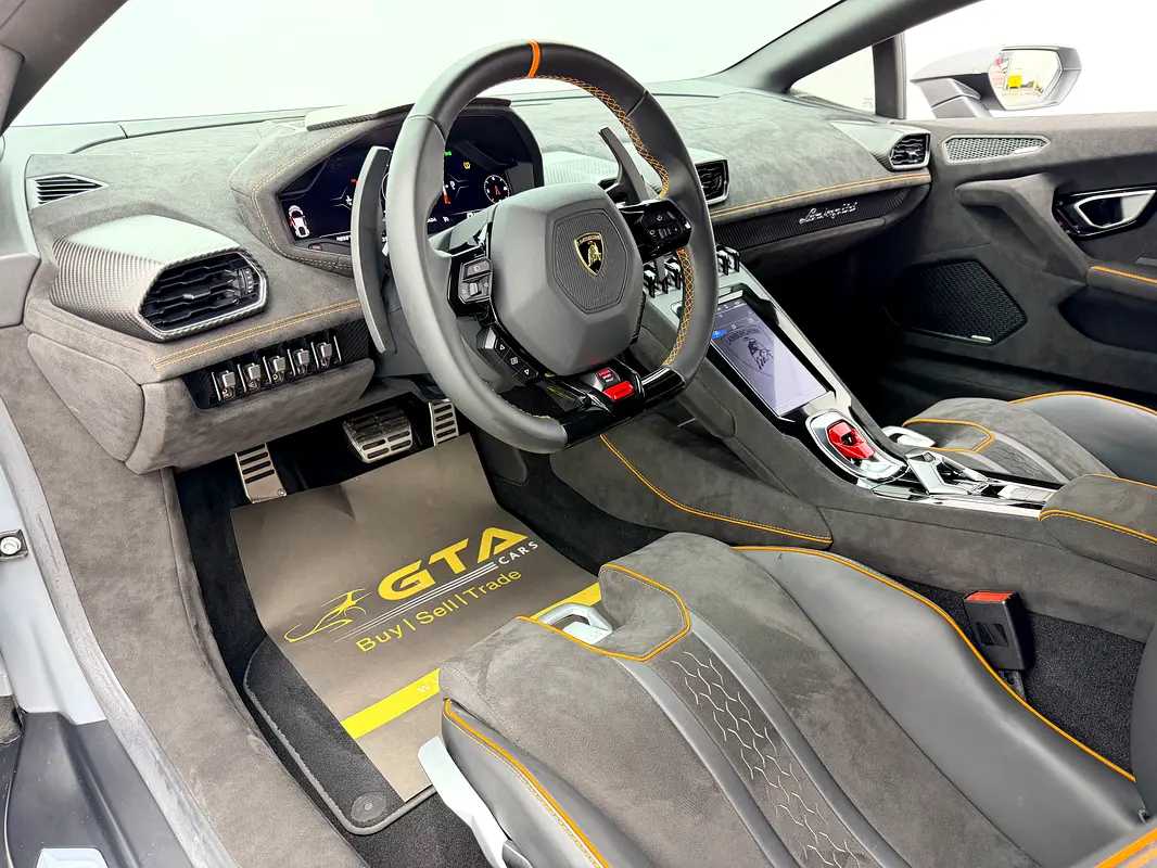 Car Image 2023 LAMBORGHINI HURACAN Sterrato