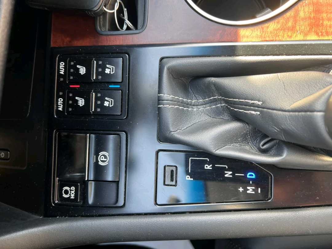 Car Image 2021 LEXUS RX 350 Premier