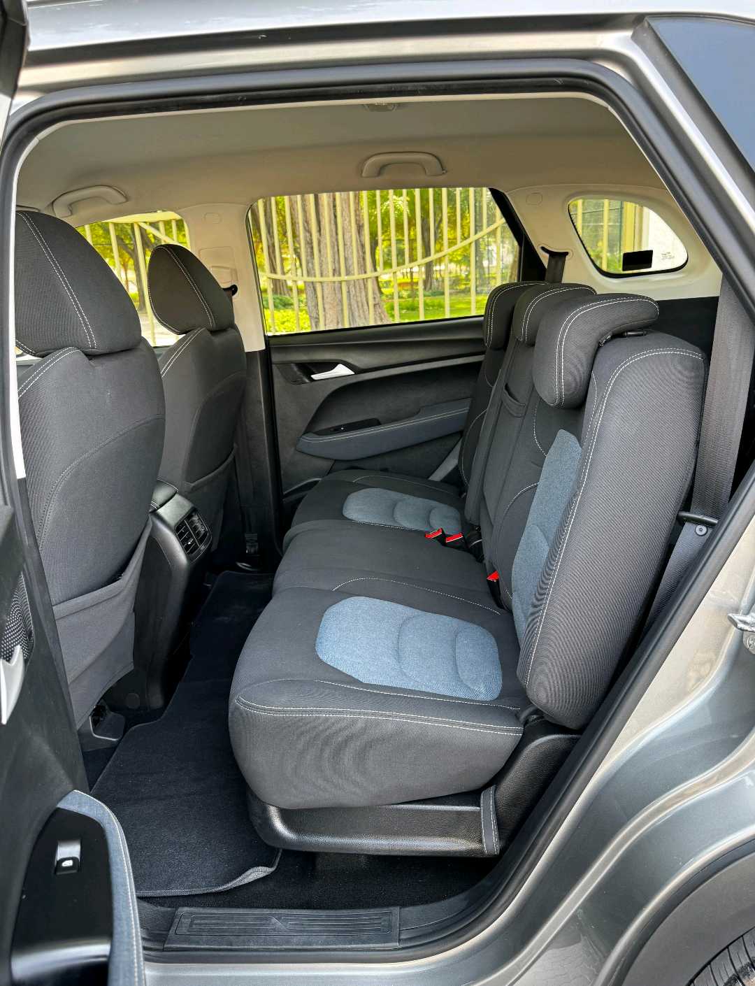 Car Image 2023 CHEVROLET CAPTIVA LS