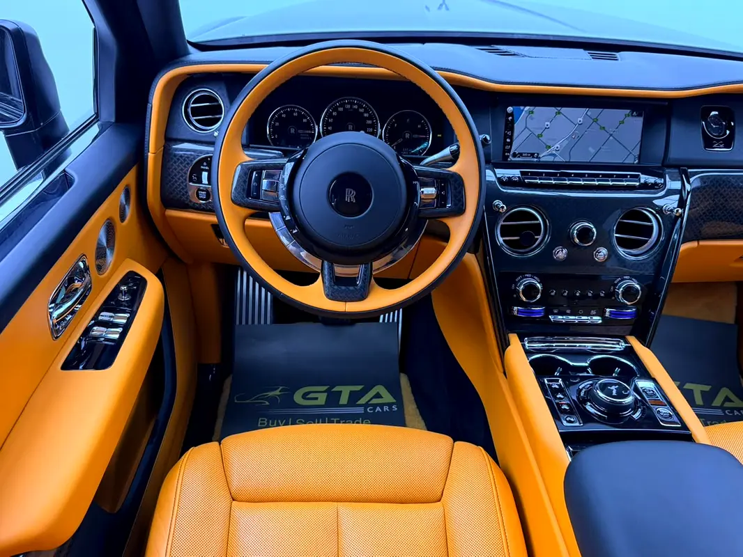 Car Image 2024 ROLLS ROYCE CULLINAN 