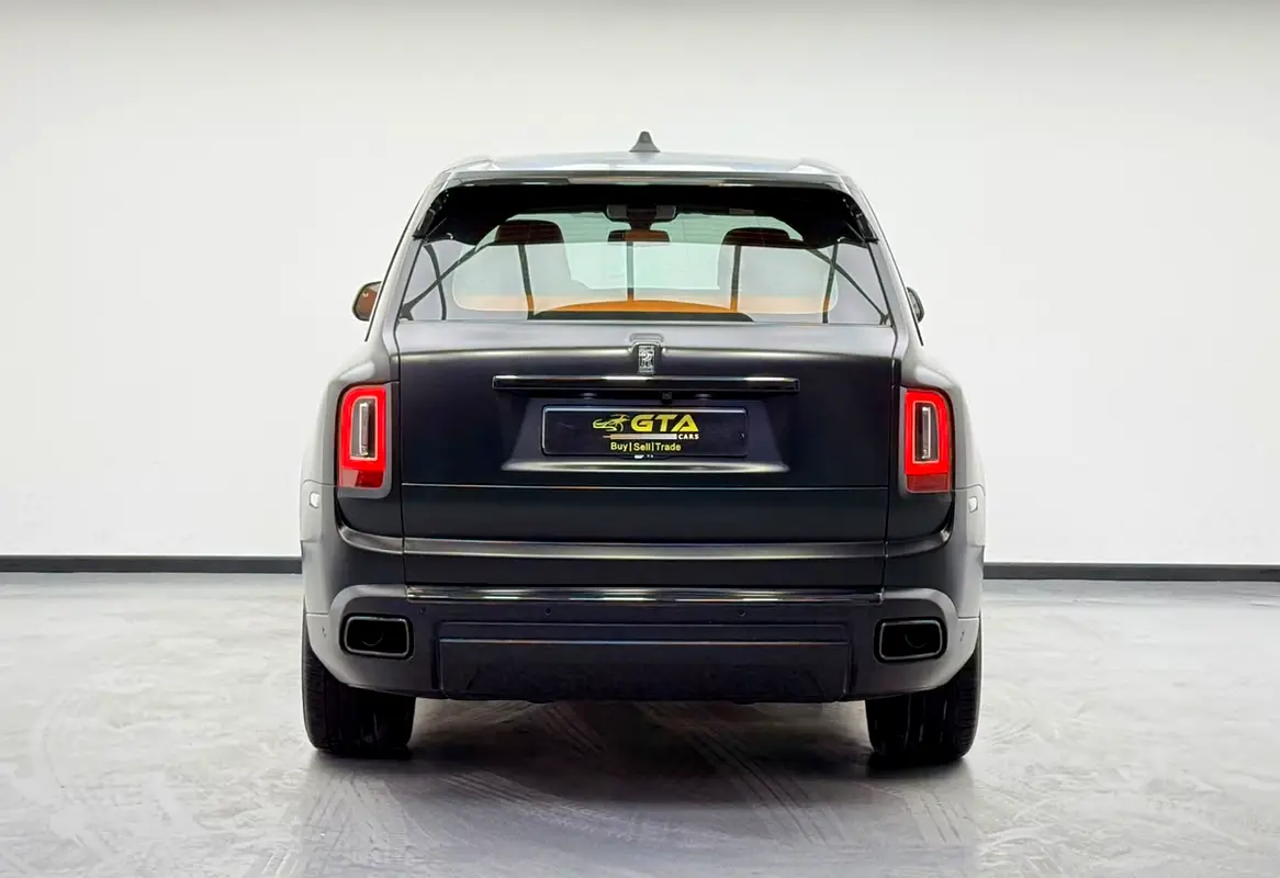 Car Image 2024 ROLLS ROYCE CULLINAN 