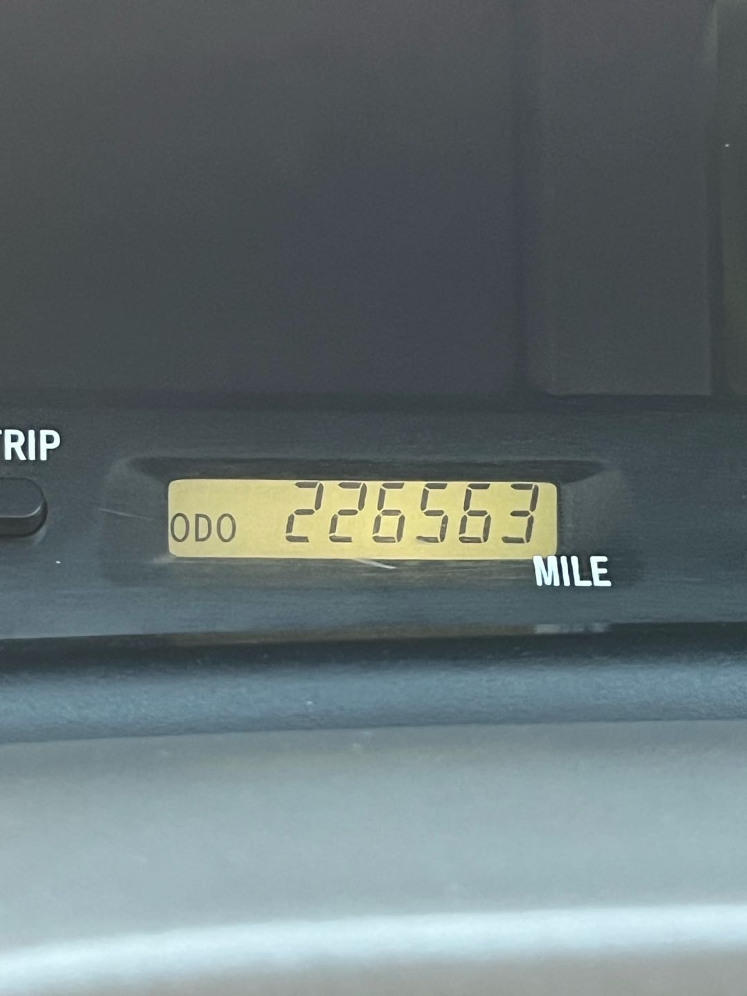 Car Image 2004 TOYOTA AVALON XLS