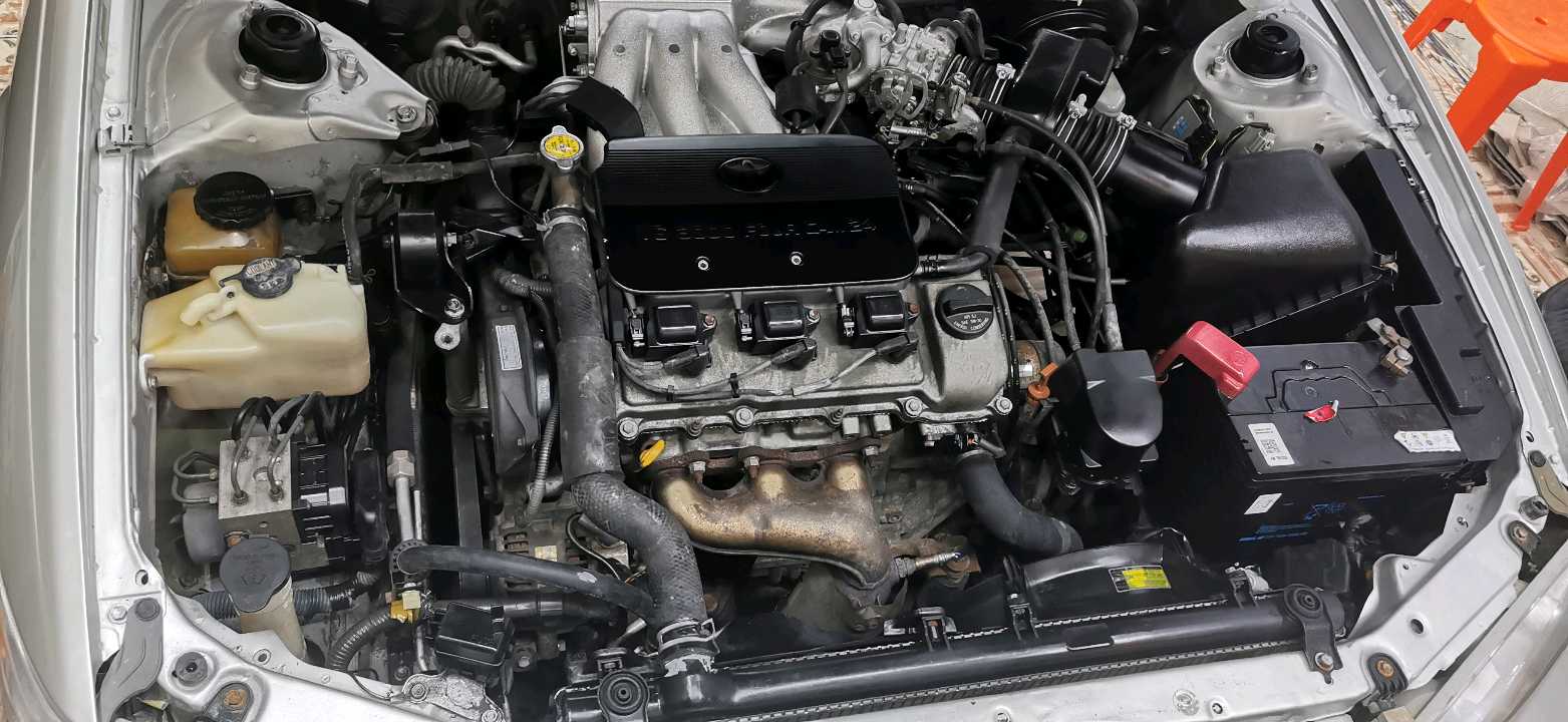 Car Image 2000 TOYOTA CAMRY LE