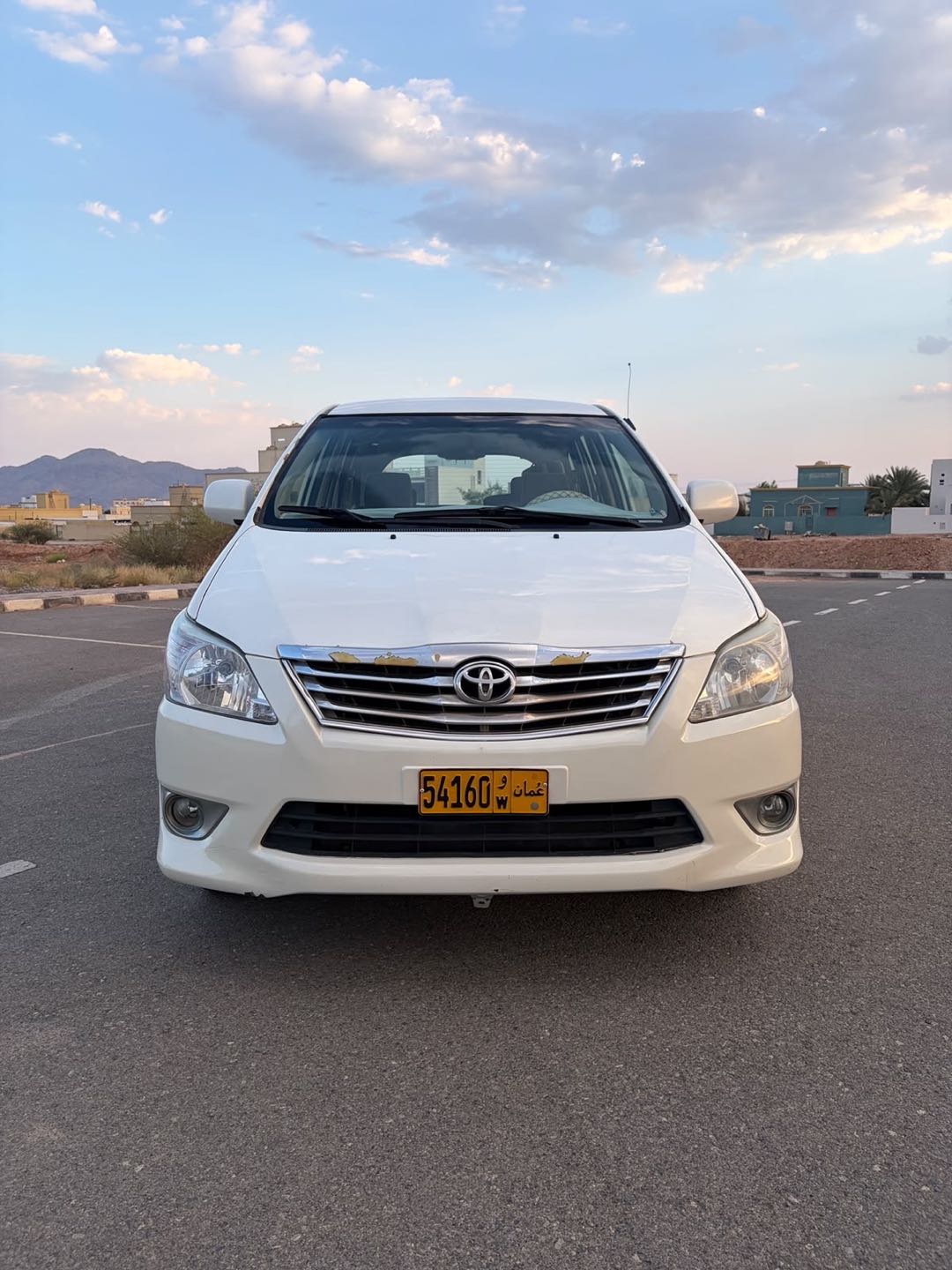 Car Image 2015 TOYOTA INNOVA E