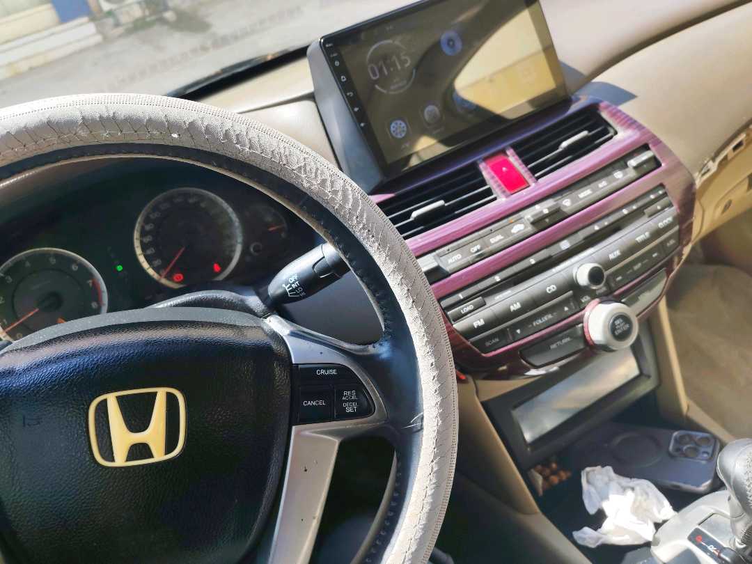 HONDA ACCORD SE 2009