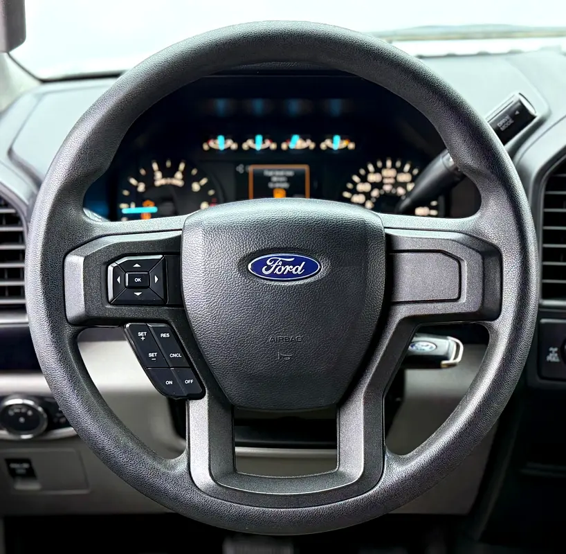 Car Image 2020 FORD F-150 XL