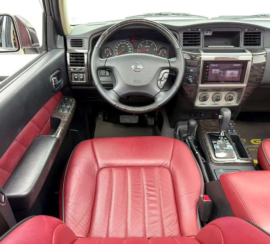Car Image 2024 NISSAN SAFARI 
