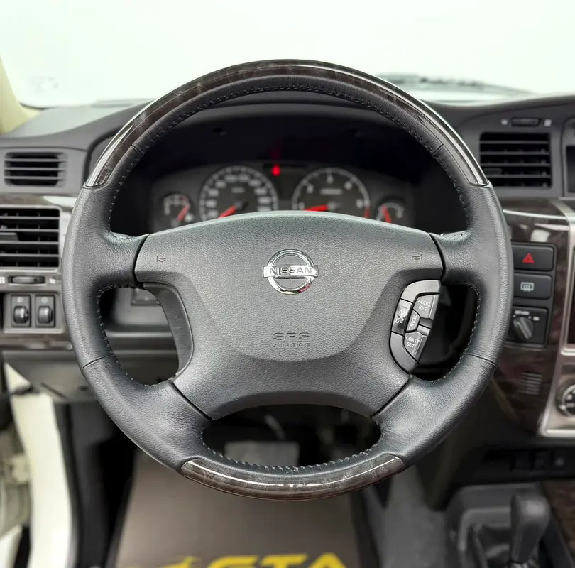 Car Image 2024 NISSAN SAFARI 