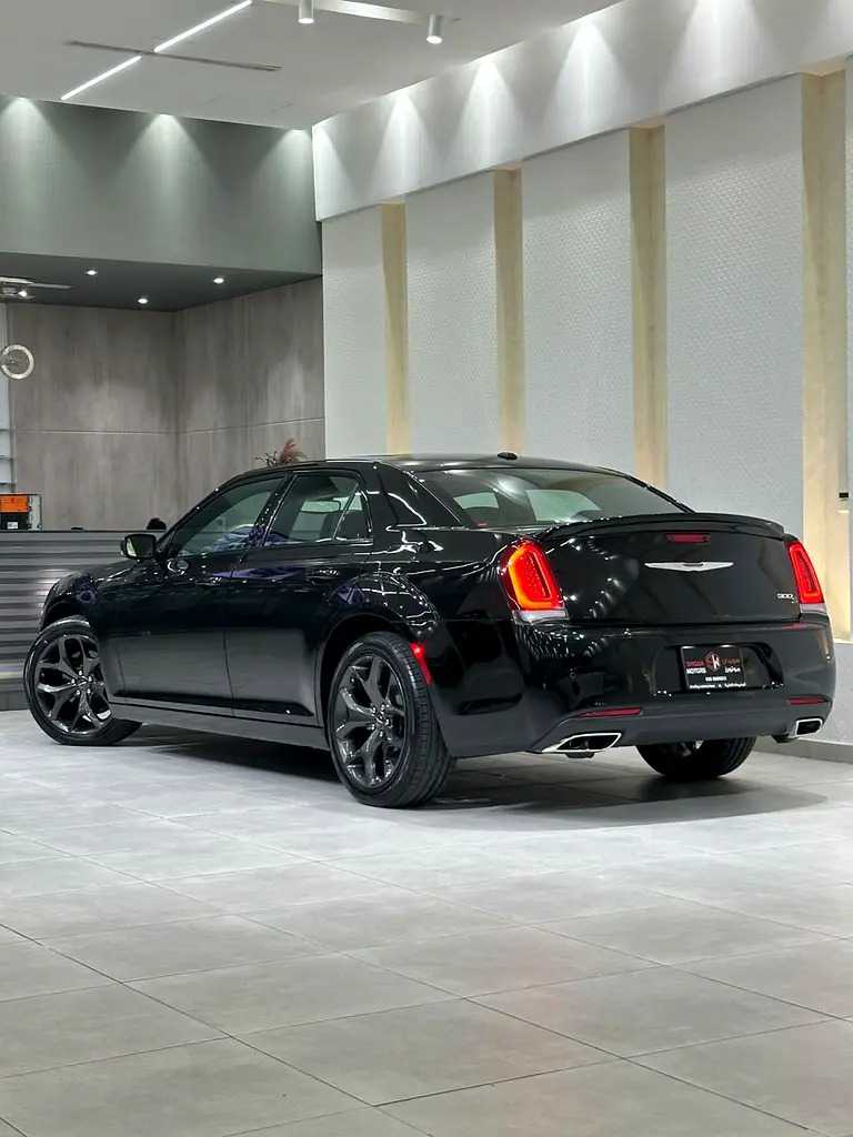 Car Image 2023 CHRYSLER 300 300S