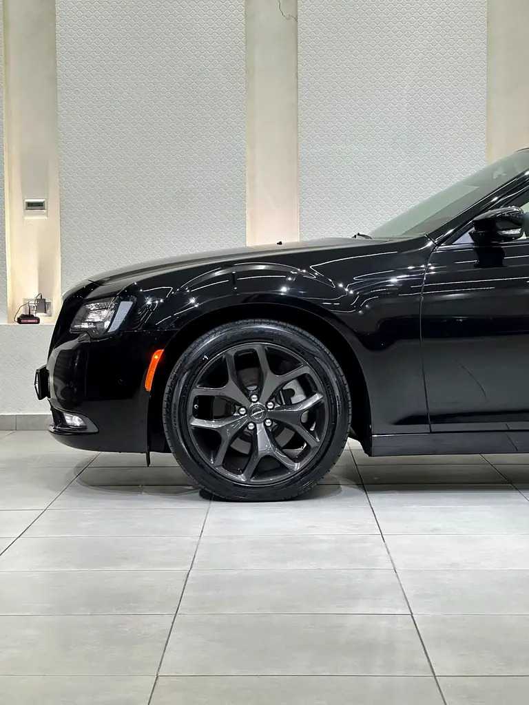 Car Image 2023 CHRYSLER 300 300S