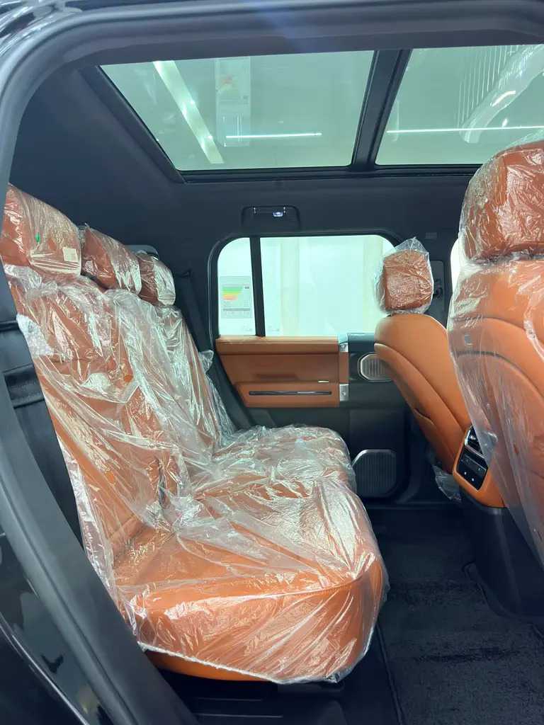 Car Image 2027 JETOUR G700 