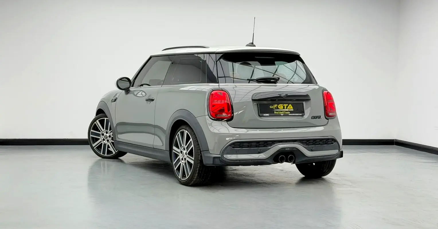 Car Image 2023 MINI COOPER S