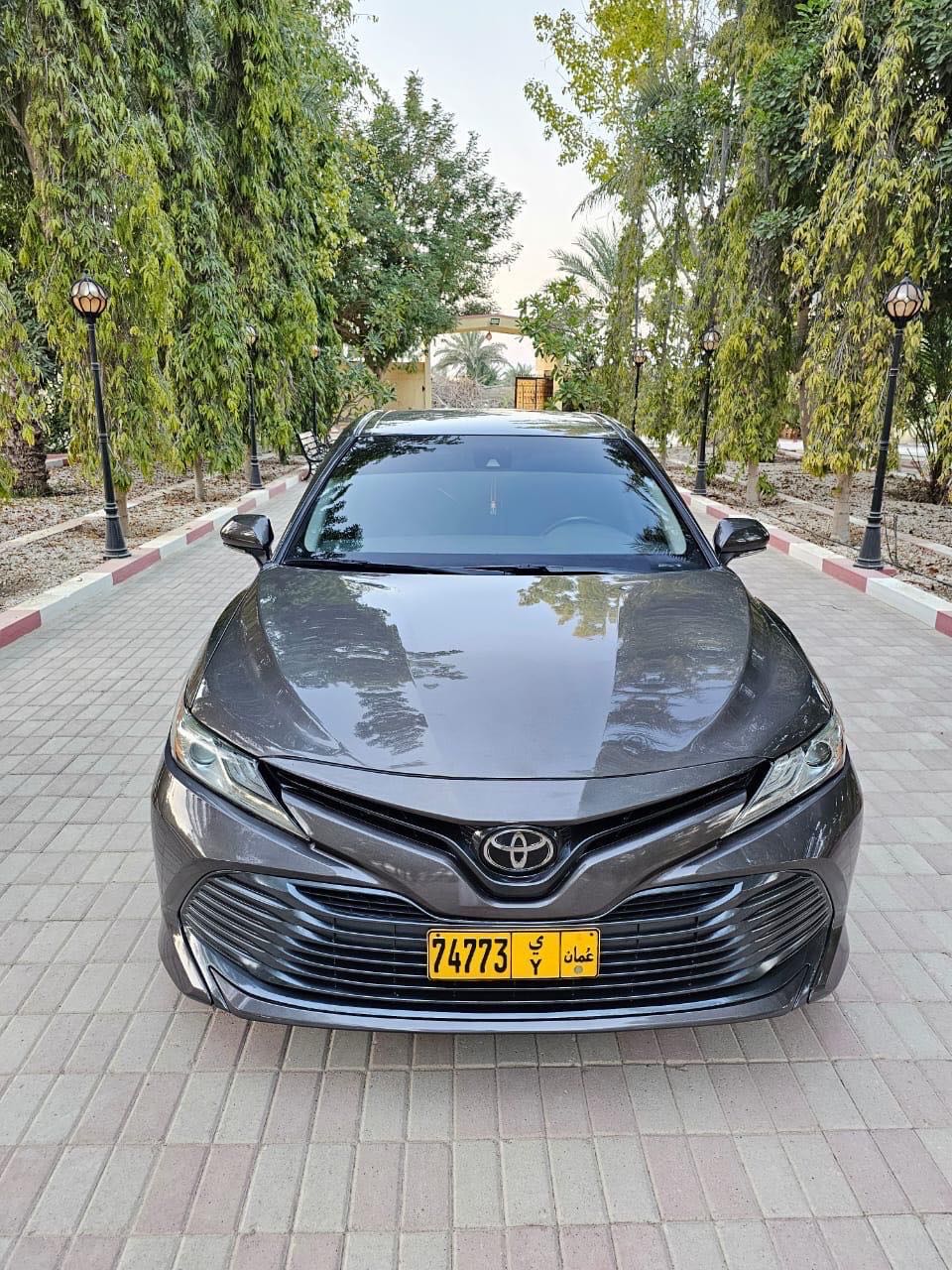 Car Image 2019 TOYOTA CAMRY SE