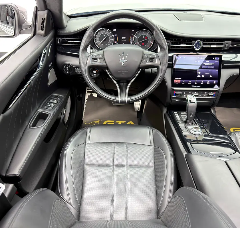 Car Image 2022 MASERATI QUATTROPORTE Modena