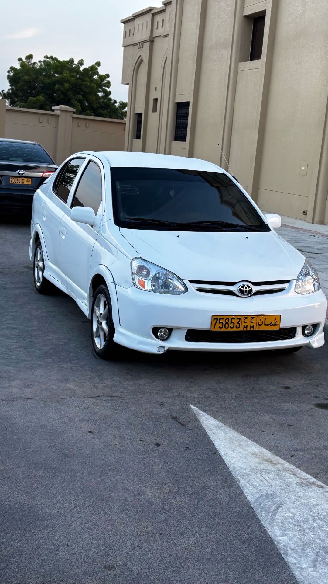 Car Image 2005 TOYOTA ECHO 